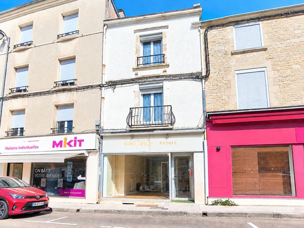 HYPER-CENTRE ? IMMEUBLE MIXTE À FORT POTENTIEL 120 000 €