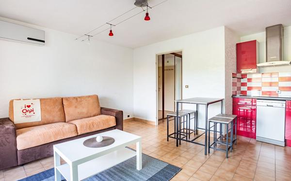 Appartement à louer    1 pièce • 28,13 m2 Mandelieu-la-Napoule