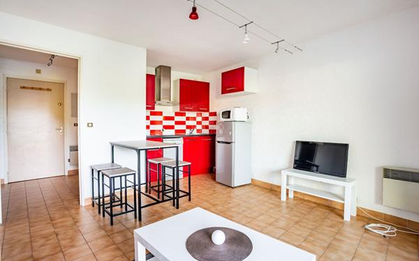 Appartement à louer    1 pièce • 28,13 m2 Mandelieu-la-Napoule