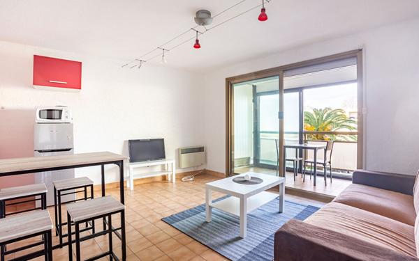 Appartement à louer    1 pièce • 28,13 m2 Mandelieu-la-Napoule