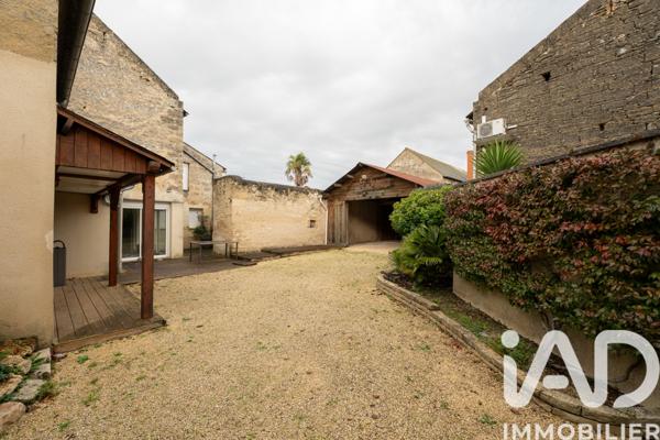 Maison à vendre 6 pièces 132 m² Doué-en-Anjou