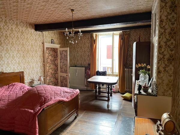 Corps de ferme à Vanvey avec toutes ses dépendances !