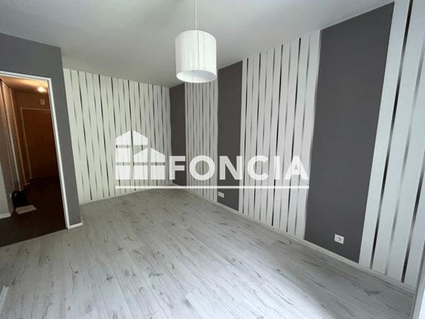 Location Appartement 2 pièces 47.39 m² - 7 RUE LOUIS LUMIERE Chartres De Bretagne 35131