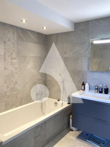 Maison 7 pièces 215 m2