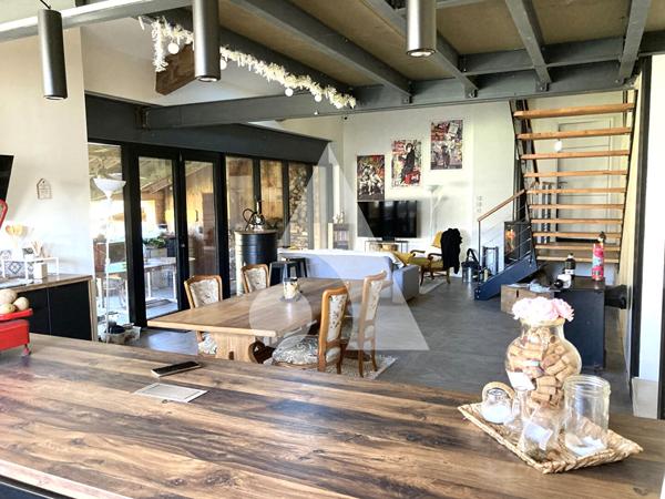 Maison 7 pièces 215 m2