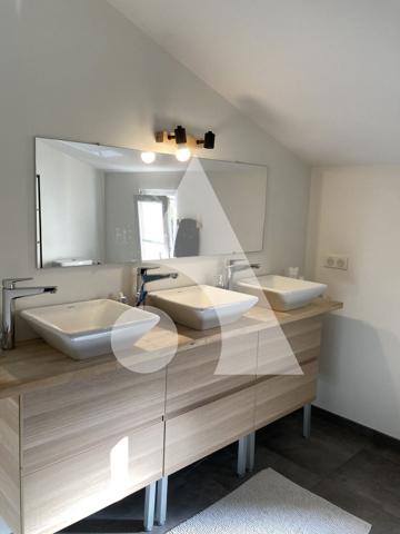 Maison 7 pièces 215 m2