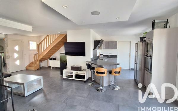 Maison à vendre 6 pièces 130 m² Morancez