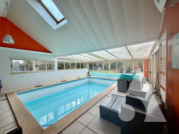 Maison 6 pièces 237.5 m2