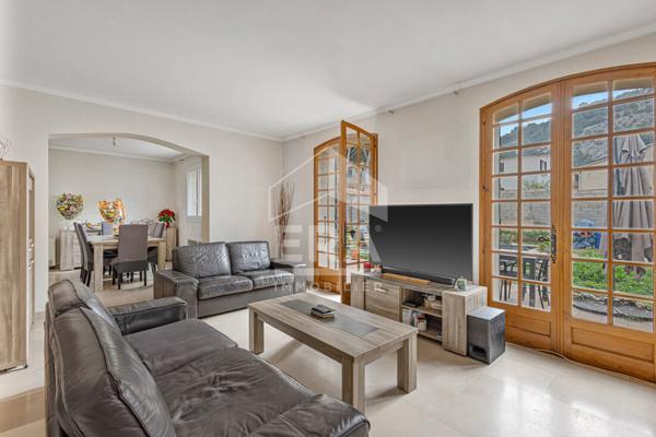 Maison Chateauneuf Les Martigues 7 pièce(s) 142 m2