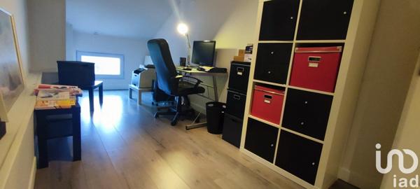 Maison de ville 4 pièces de 74 m² à Courbevoie (92400)