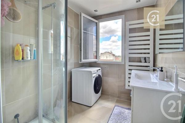 Appartement F3 à vendre  3 pièces - 54,53 m2 LES PAVILLONS SOUS BOIS - 93