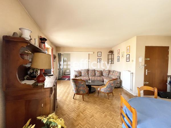 Appartement
         2 pièces
        - 43 m² Exclusivité 130 000 € *