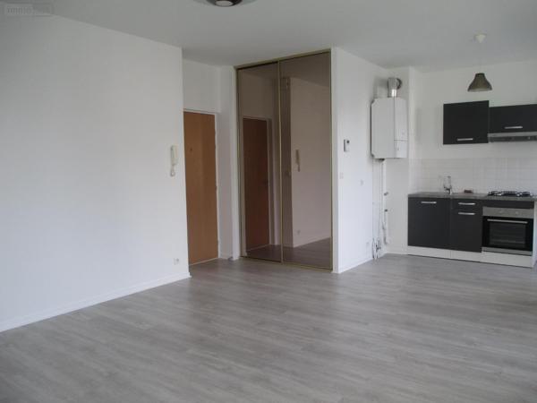 Appartement à louer à Fougères en Ille-et-Vilaine (35300), ref : 35034-353785