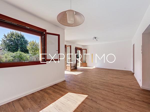 Montgiscard (31450) Montgiscard, maison 5 pièces 110 m2 env. avec sous-sol complet et annexe sise sur une parcelle de 1380m2.