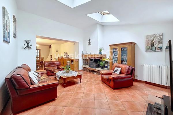 Maison à vendre 6 pièces de 136,58 m² à Éragny