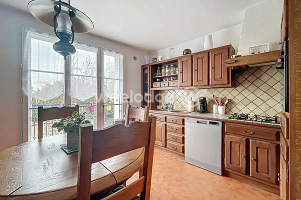 Maison à vendre 6 pièces de 136,58 m² à Éragny