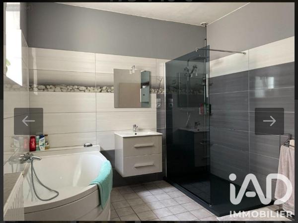 Maison à vendre 7 pièces 152 m² Bais