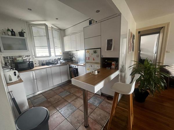 Appartement Saumur 3 pièces 85 m2 + PARKING + CAVE