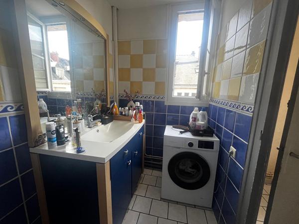Appartement Saumur 3 pièces 85 m2 + PARKING + CAVE
