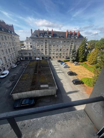 Appartement Saumur 3 pièces 85 m2 + PARKING + CAVE