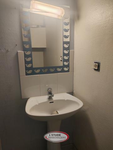 Nantes Jonelière, maison divisée en 5 appartements