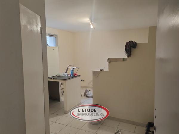 Nantes Jonelière, maison divisée en 5 appartements