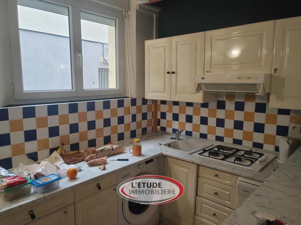 Nantes Jonelière, maison divisée en 5 appartements