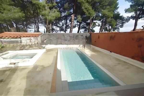Villa 3 faces avec piscine à St André sur une parcelle de 439m²