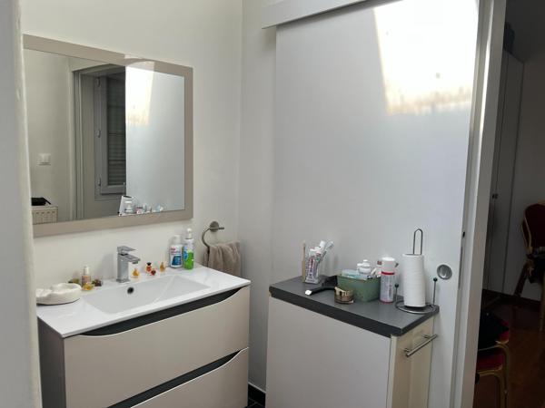 Appartement T3 de standing de 115 m² en plain pied avec terrasse et jardin privatif