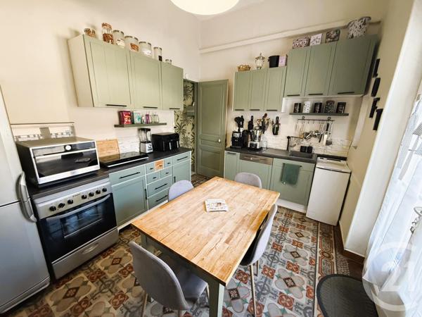 Appartement Local à vendre  4 pièces - 72,87 m2 ST FONS - 69