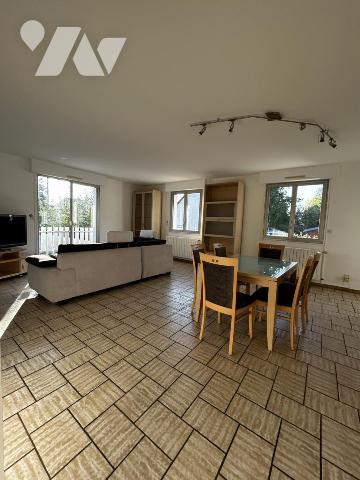 Spacieuse maison familiale avec sous-sol complet