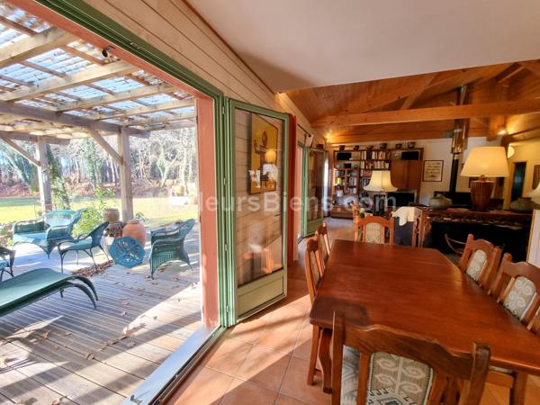 Maison de plain pied 4 pièces 160 m2, terrain 6190 m2