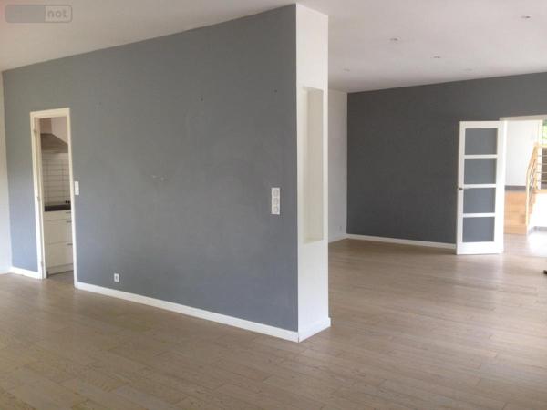 Maison à louer à Loudéac dans les Côtes-d'Armor (22600), ref : 22110-L358