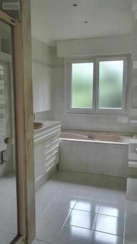 Maison à louer à Loudéac dans les Côtes-d'Armor (22600), ref : 22110-L358