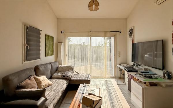 Maison à vendre    6 pièces • 146 m2 Fréjus