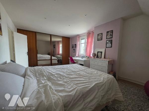 Belle maison  FONTAINE LES DIJON