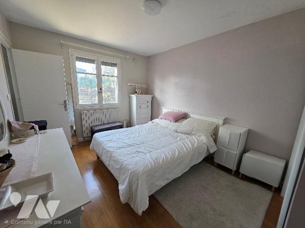 Belle maison  FONTAINE LES DIJON