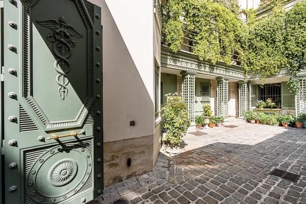 Appartement Paris 7 e - SAINT THOMAS D'AQUIN