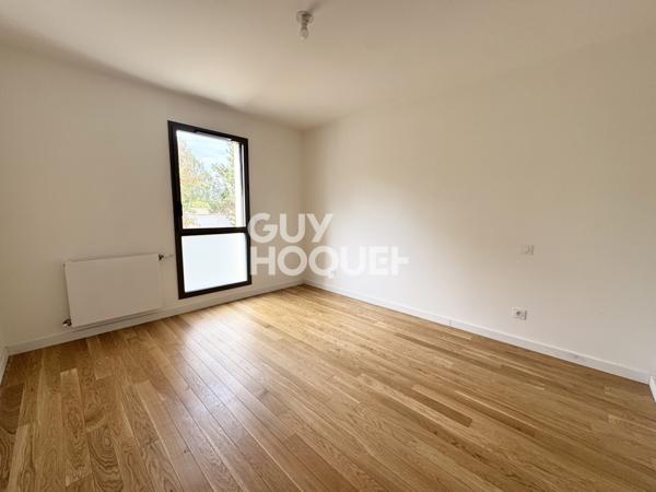APPARTEMENT À LOUER DE 3 PIÈCES DE 75,80 M²
