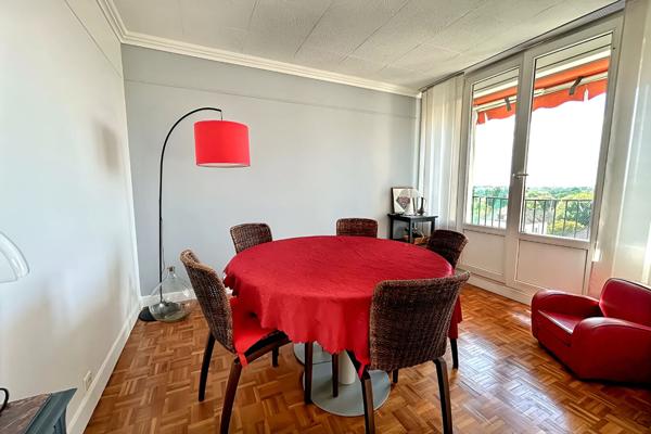 Appartement Vitry Sur Seine 4 pièces - Le Plateau - 75 m²
