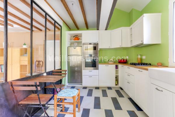 MAISON d'ARCHITECTE 210M2 ETAT NEUF avec JARDIN PLAT SANS VIS à VIS S-O