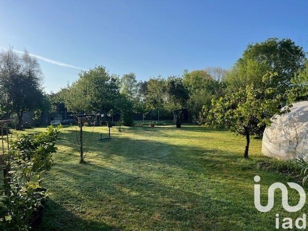 Maison 4 pièces de 105 m² à Les Églisottes-et-Chalaures (33230)