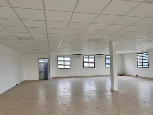 A LOUER Bureaux ZA Galmot Cayenne