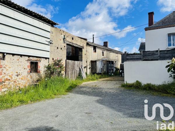 Maison 5 pièces de 100 m² à Lys-Haut-Layon (49310)