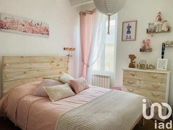 Maison 5 pièces de 100 m² à Lys-Haut-Layon (49310)