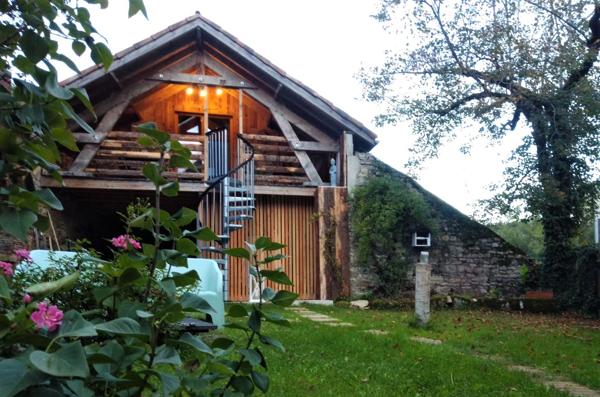 Demeure d'exception de 1828 ? Maison d'hôtes haut de gamme & clé en main Lacapelle marival