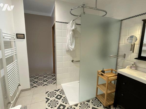 AUCH (Gers) à 10min, superbe ensemble immobilier (chambres d'hôtes et gîtes) sur  14 ha 65 a 97 ca