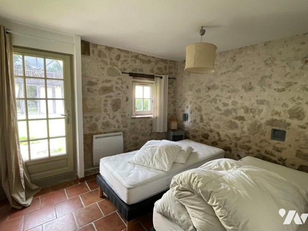 AUCH (Gers) à 10min, superbe ensemble immobilier (chambres d'hôtes et gîtes) sur  14 ha 65 a 97 ca