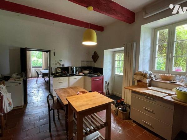 AUCH (Gers) à 10min, superbe ensemble immobilier (chambres d'hôtes et gîtes) sur  14 ha 65 a 97 ca