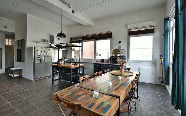 Appartement à louer    4 pièces • 124,37 m2 Oullins